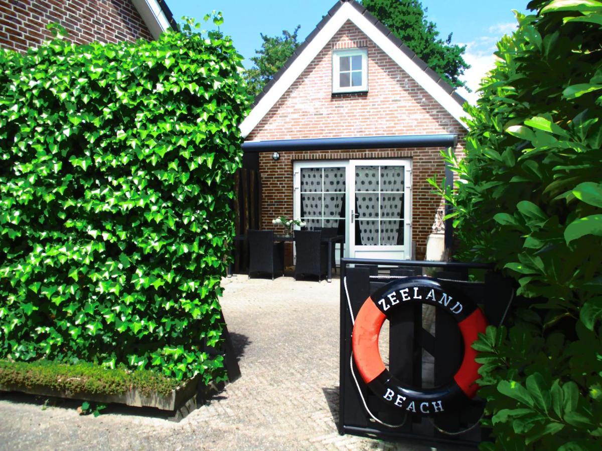 Vakantiehuisje Gelegen Op Een Kattensprong Van Veerse Meer En Noordzee! Kamperland Exterior foto